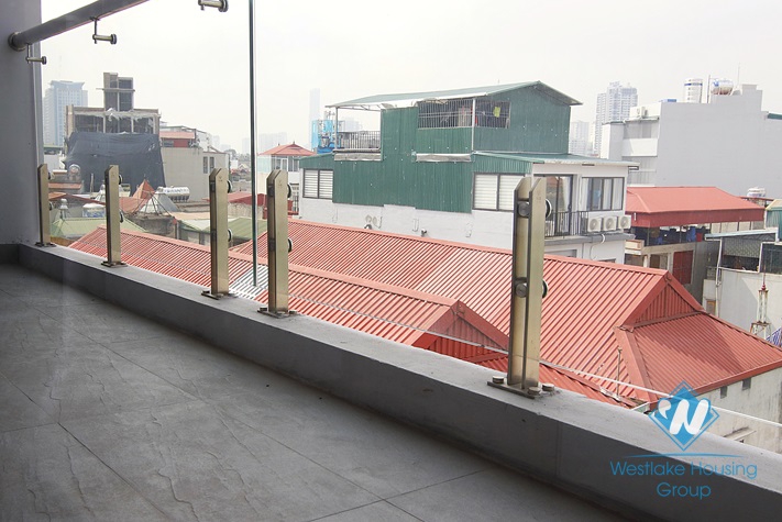 Spacious one bedroom apartment for rent in Linh Lang, Ba Dinh